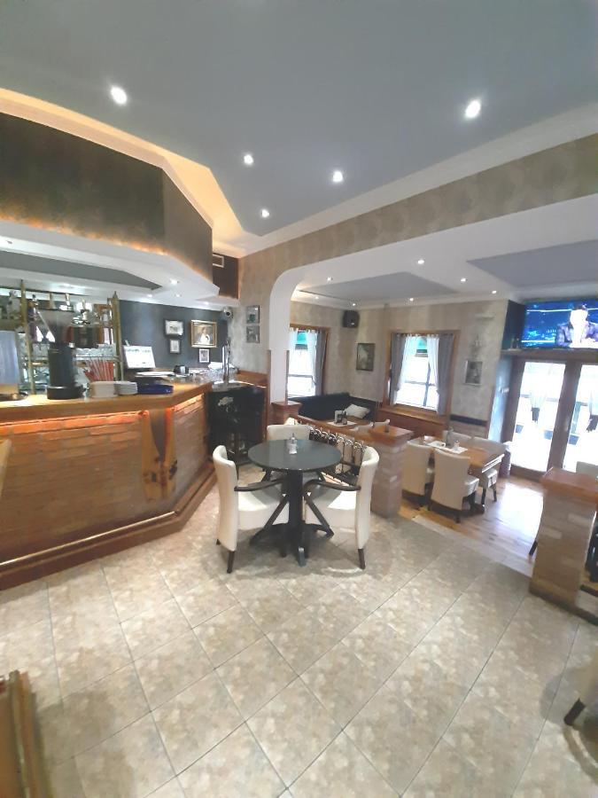 Caffe Pizzeria I Apartmani Bona Fides Nm Nova Varoš エクステリア 写真